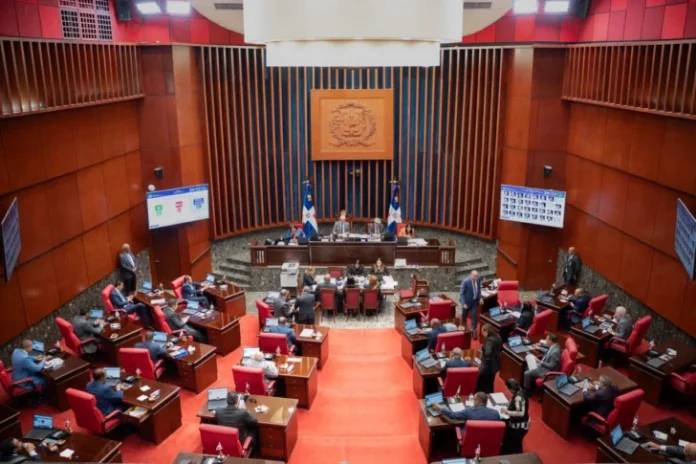 En-primera-lectura-Senadores-eliminan-posibilidad-de-candidaturas-independientes-728x485-3